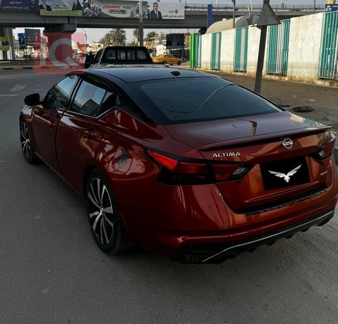 نيسان ألتيما